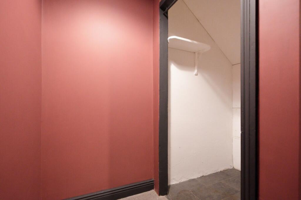Apartment in Bristol - View 4