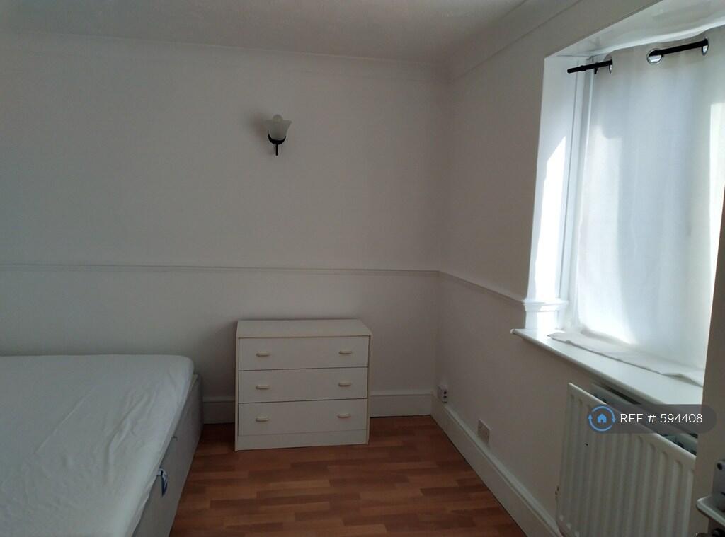 Additional image 5 of Deerswood Avenue, Hatfield, AL10