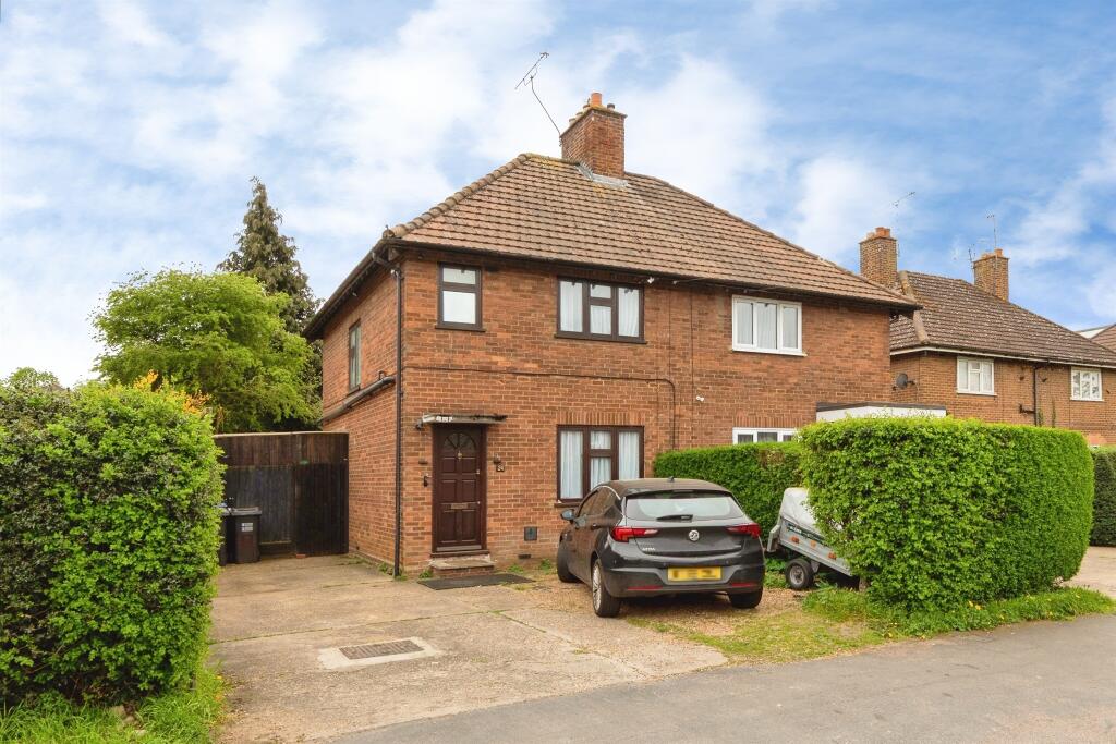 Dellfield Road, Hatfield