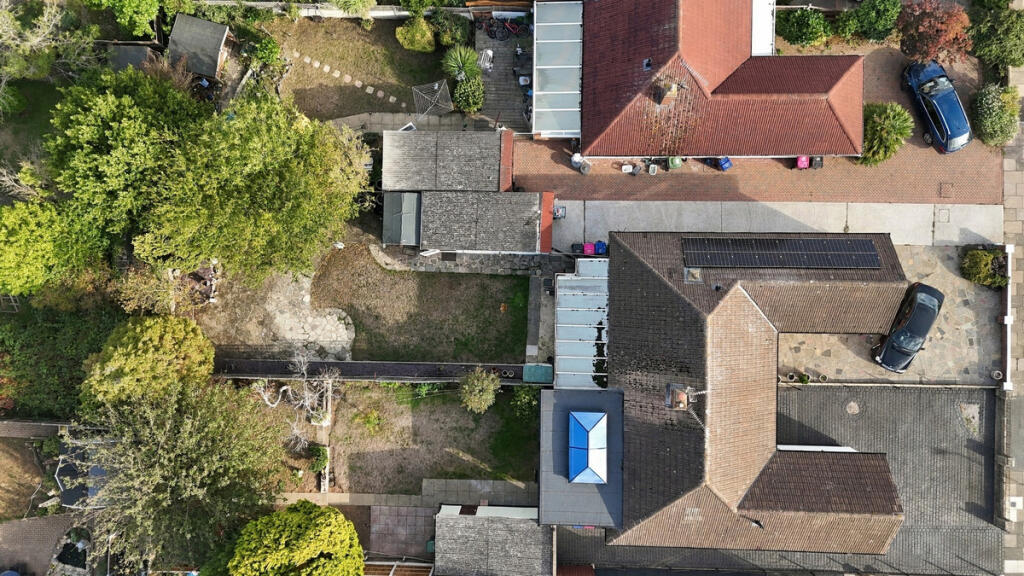 House in Southend-on-Sea - View 5