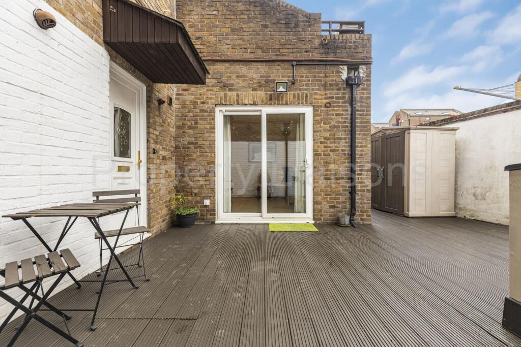 Main image of property: Garnet Street, Wapping, E1W