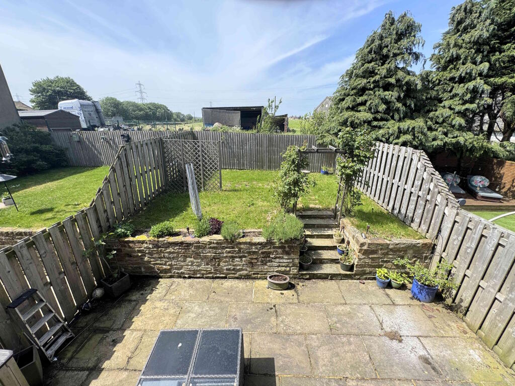 House in Bradford, West Yorkshire - View 2