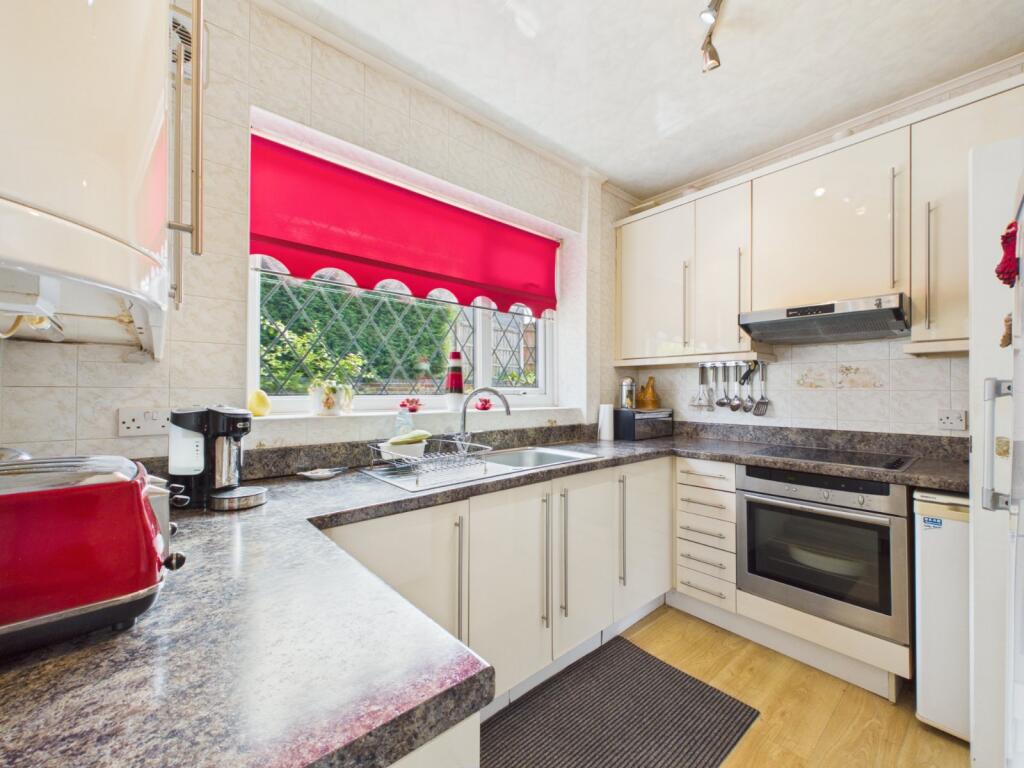 House in Oldham - View 3