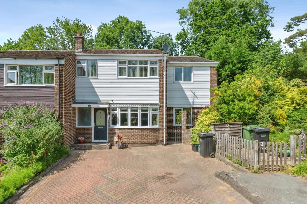 Main image of property: Holbrook Close, Billericay, Essex, CM11