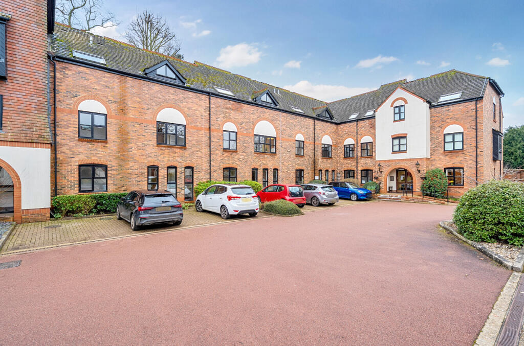 Main image of property: Lenten Street, Alton, Hampshire, GU34