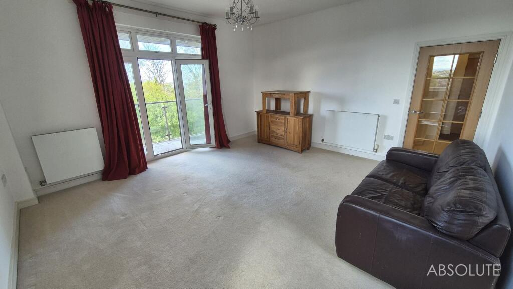 Apartment in Brixham, Torbay - View 2