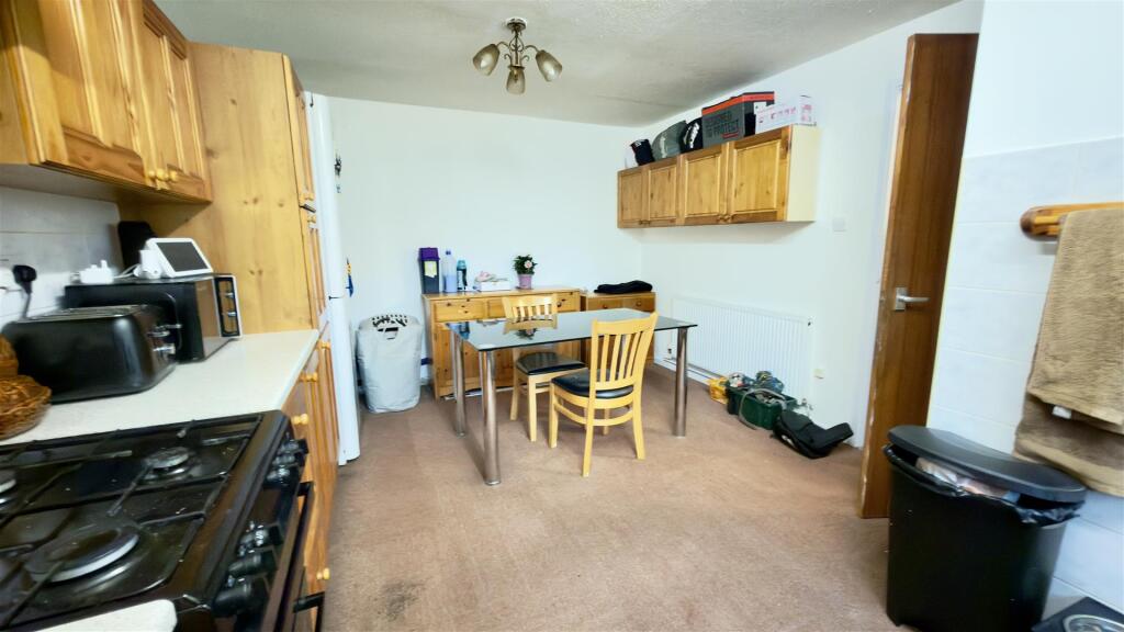 House in Peterborough - View 4