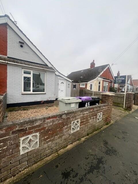 Main image of property: St Andrews Road, Mablethorpe, LN12