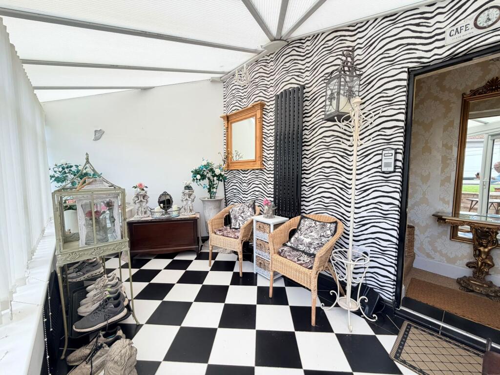 Apartment in York - View 2