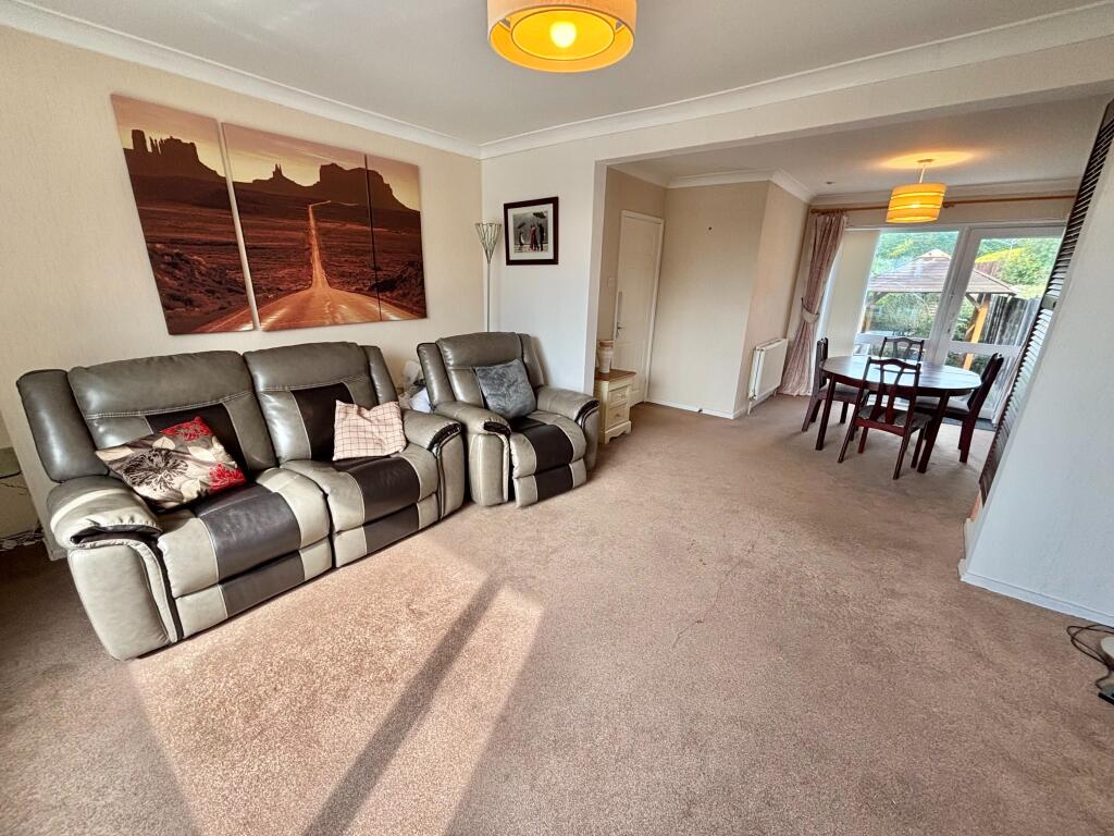 House in Oldham - View 3