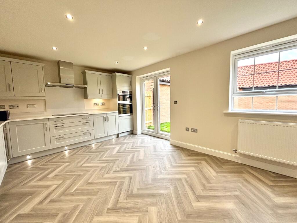 House in Cayton - View 2