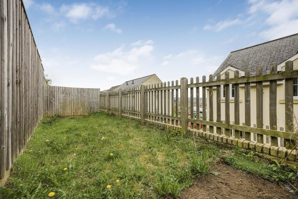 House in Stroud, Westrip, Randwick and Westrip - More