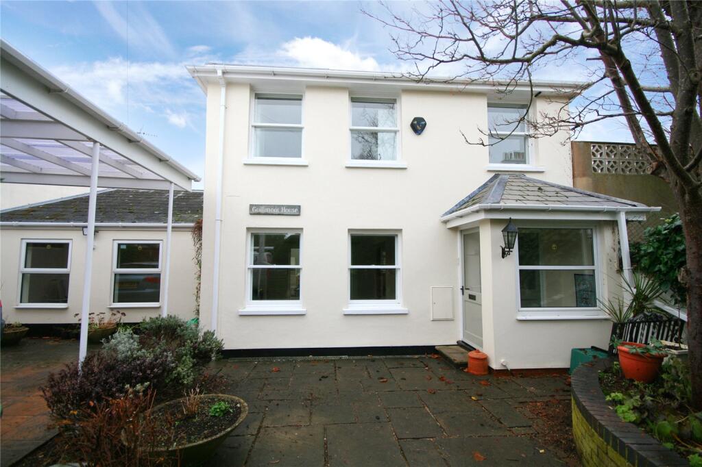 House in Gloucester - View 2