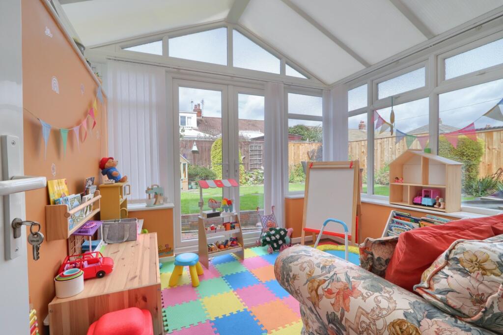 House in Stockton-on-Tees - More