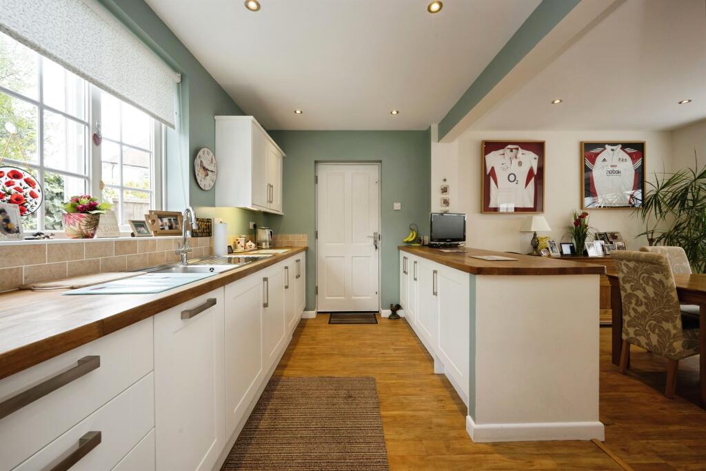 House in Milton Keynes - View 2