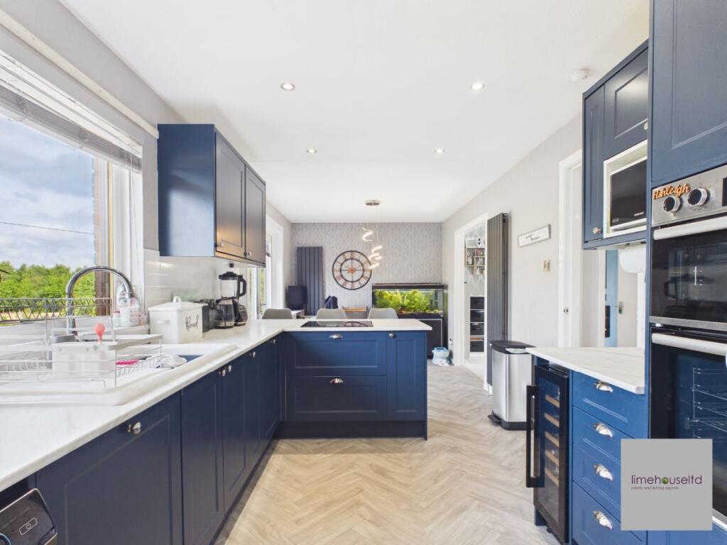 House in Pettinain, South Lanarkshire - More