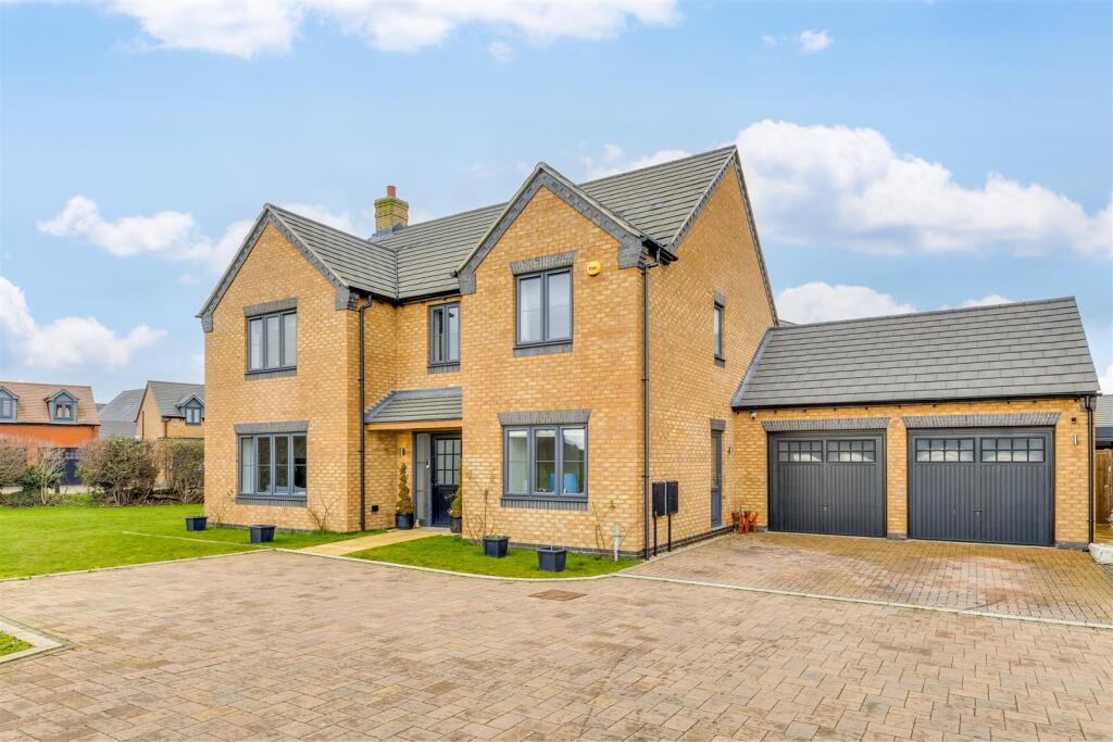 Main image of property: Haycock Gardens, Clifton, Shefford