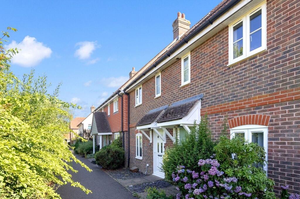 Main image of property: 38 Luxford Way