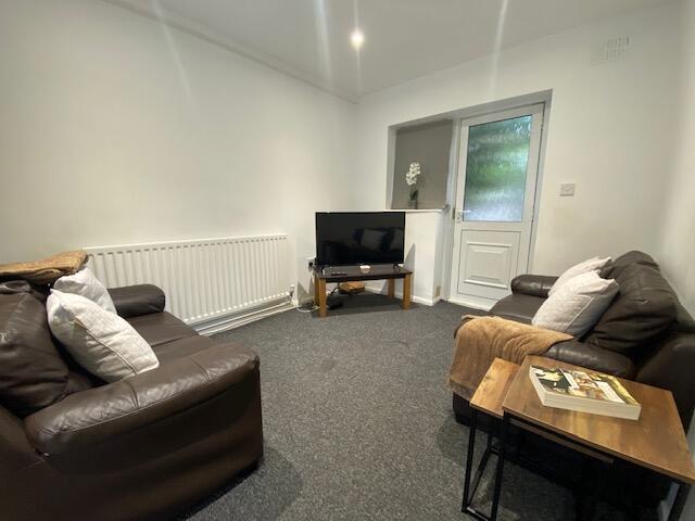 Additional image 3 of Fladbury Crescent - 5 bed, Selly Oak, West Midlands, B29