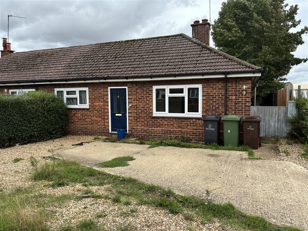 House in Breckland, Bradenham - View 2