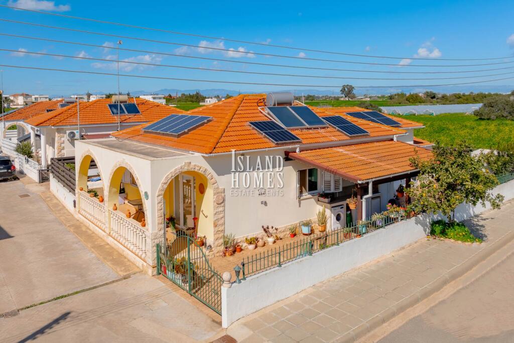 Main image of property: Frenaros