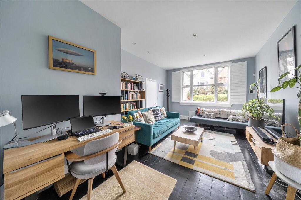 Whittington Road, London, N22 photo 3