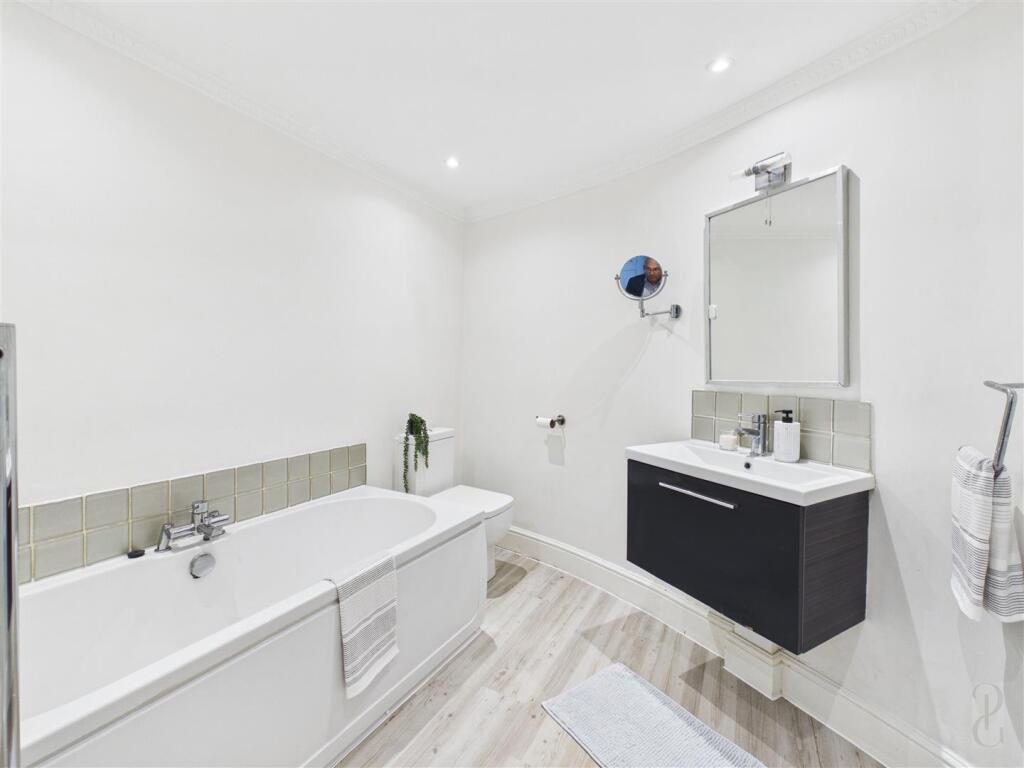 Apartment in Bath - More