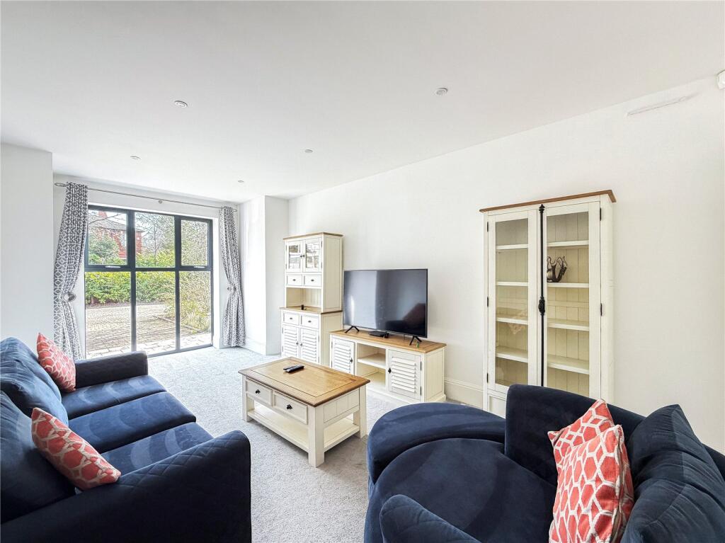 Palatine Road, West Didsbury, M20 photo 3