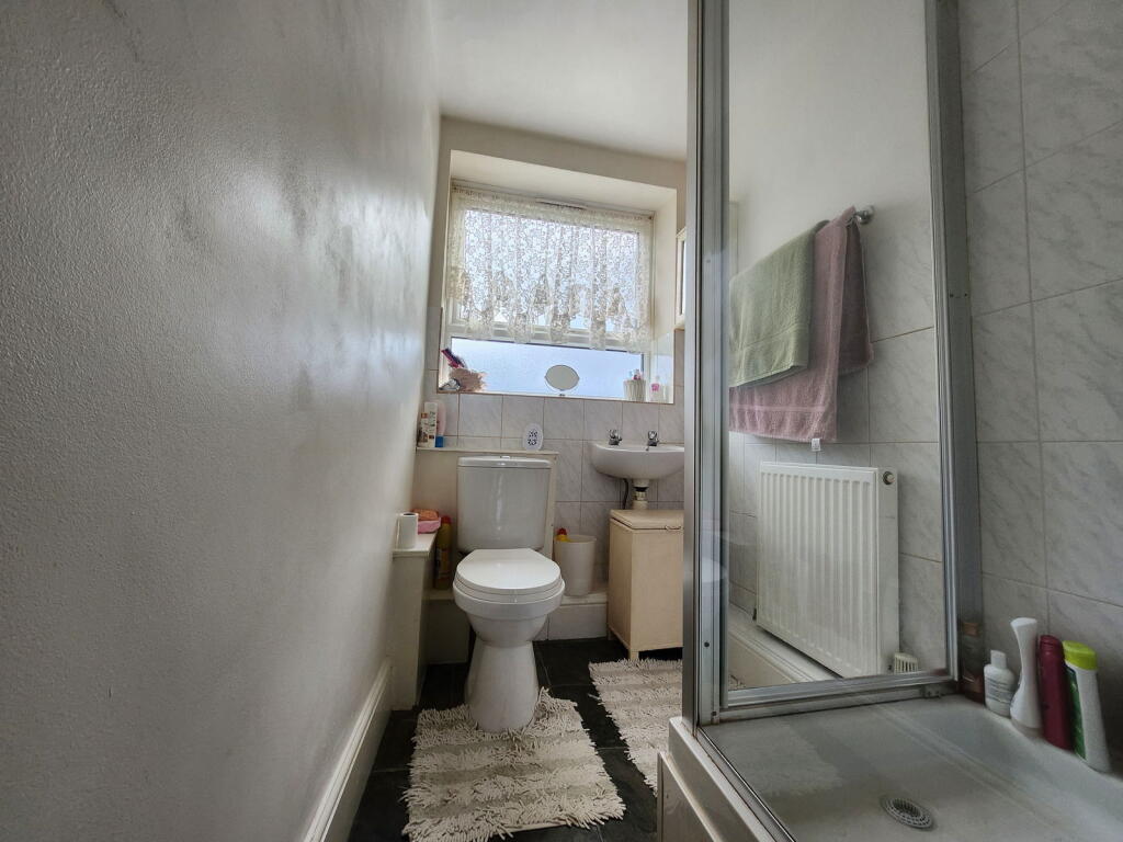 Beresford Gardens, Margate, CT9 3AH - More