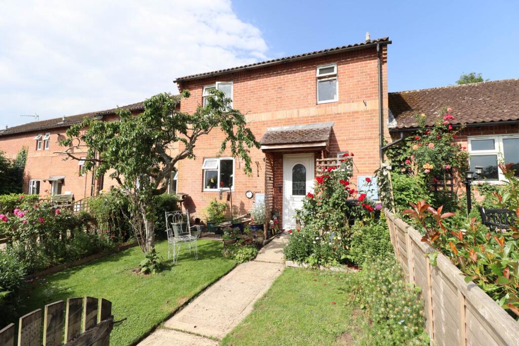 Main image of property: Hilldrop Close, Ramsbury, Marlborough, SN8 2RA