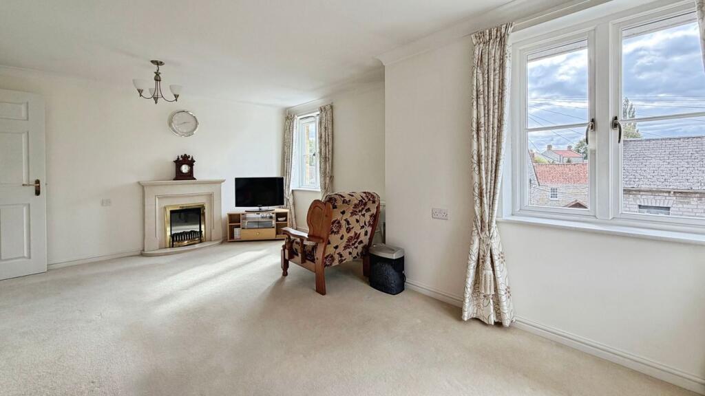 Somerton Road, Street, BA16 photo 5
