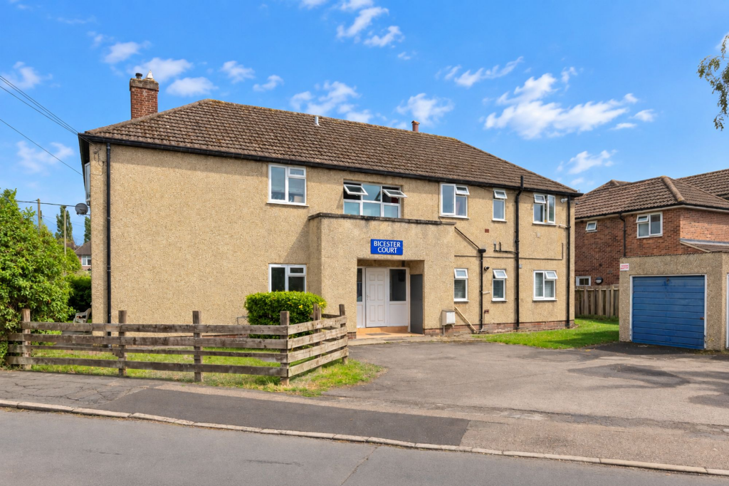 Main image of property: Bicester Court, Kidlington, OX5