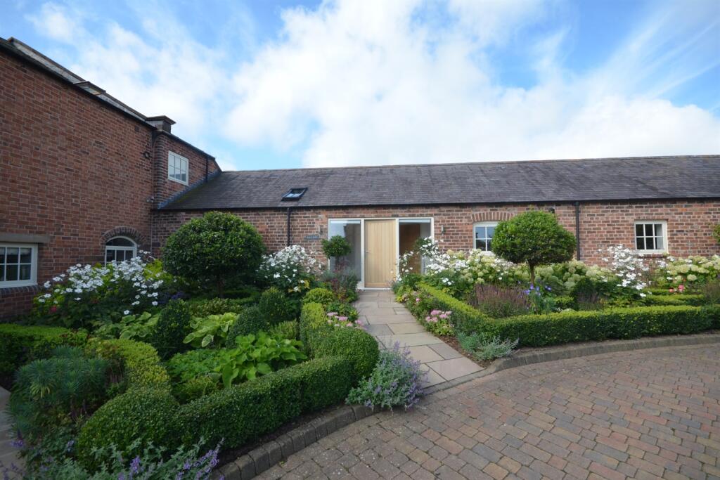 Main image of property: Holly Barn, Main Road, Higher Kinnerton