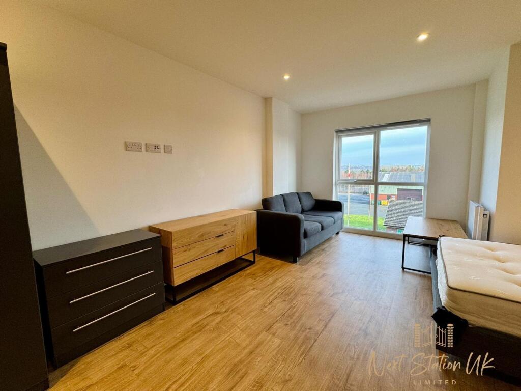 1 Lincoln House photo 4