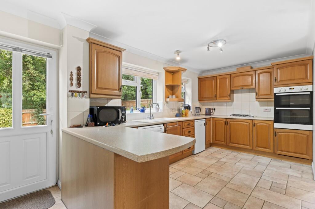 House in Tonbridge - View 5