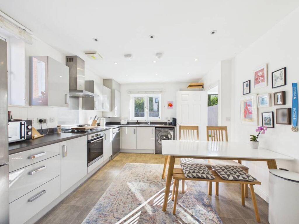House in Cheltenham, Prestbury Chase, Prestbury - View 2