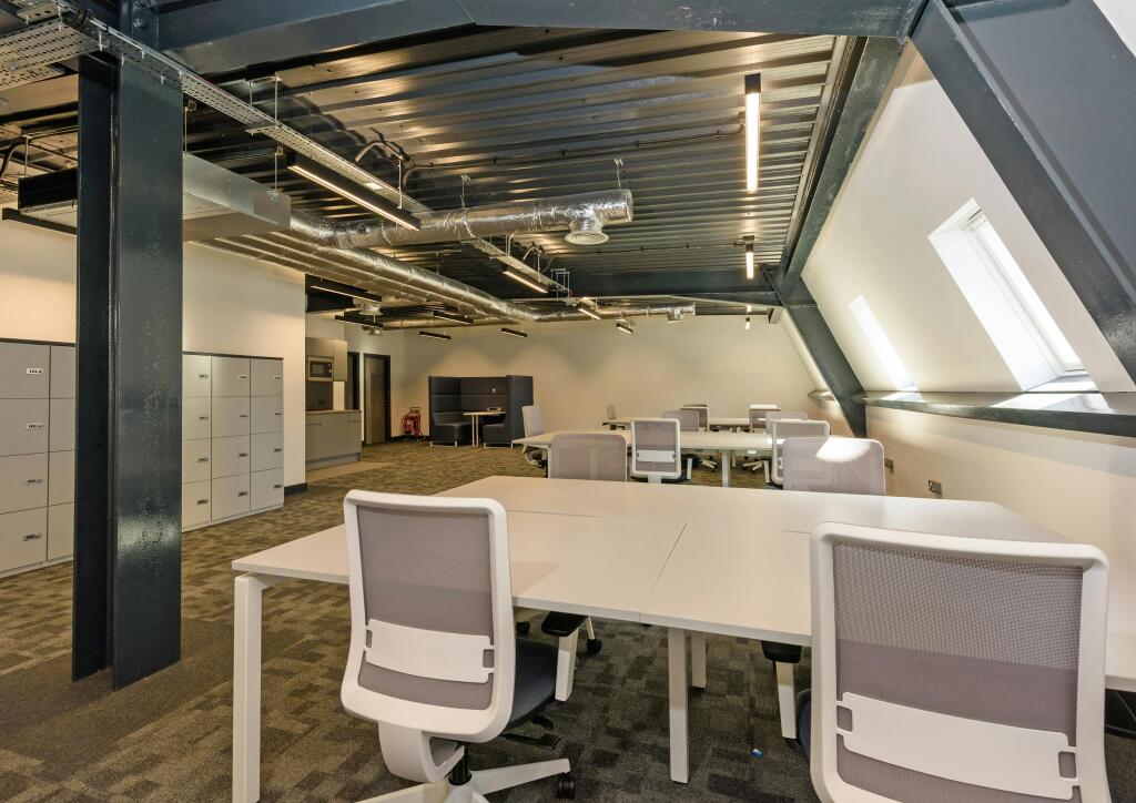 52 Charlotte St_052.jpg