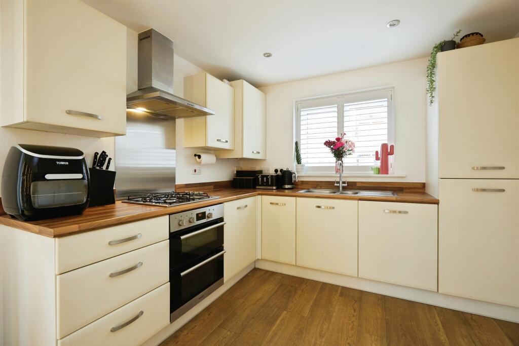 Additional image 4 of Almsford Close, Ansford, Castle Cary