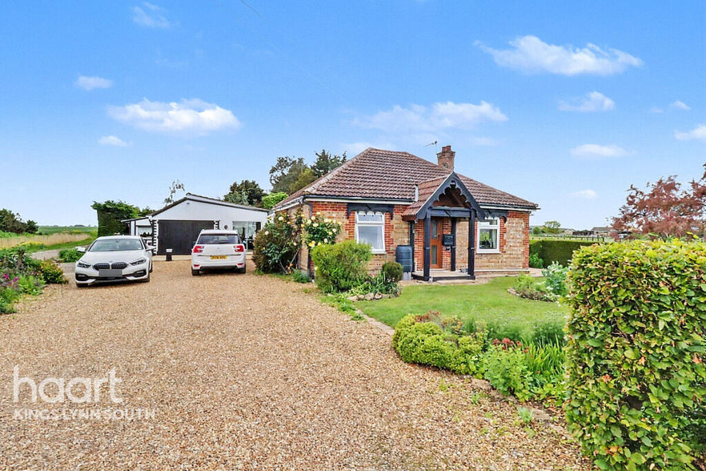 House in King's Lynn and West Norfolk, Stow Bardolph - View 2