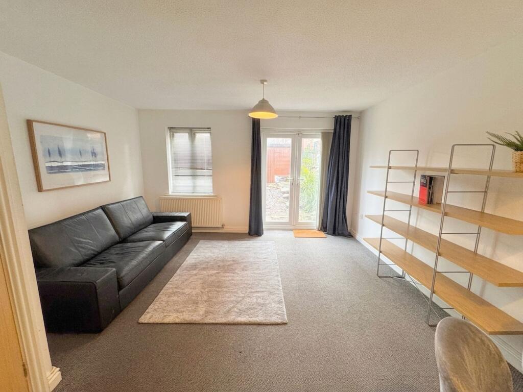 4 bedroom terraced house for rent