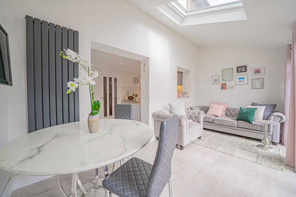 Enderby Close, Bentley Heath, B93 photo 3