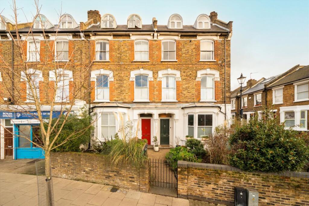 Main image of property: Drayton Park, Highbury