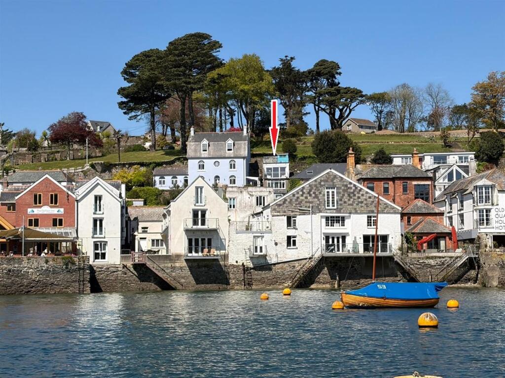 Main image of property: Bull Hill, Fowey