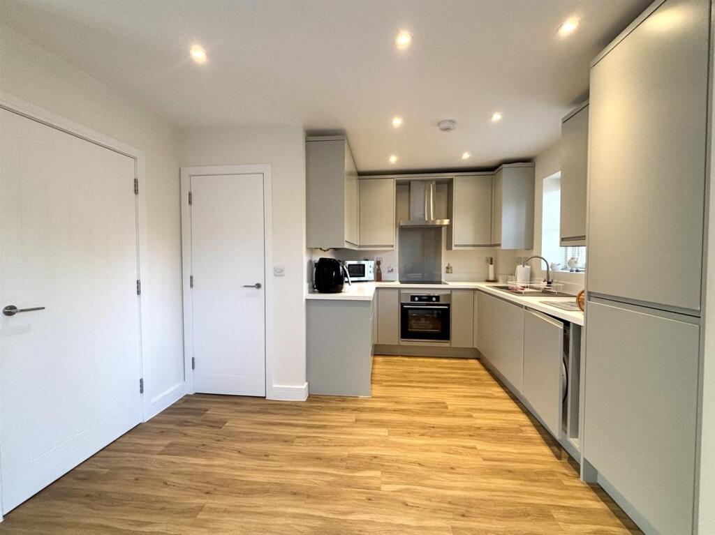 House in Dorchester - View 4