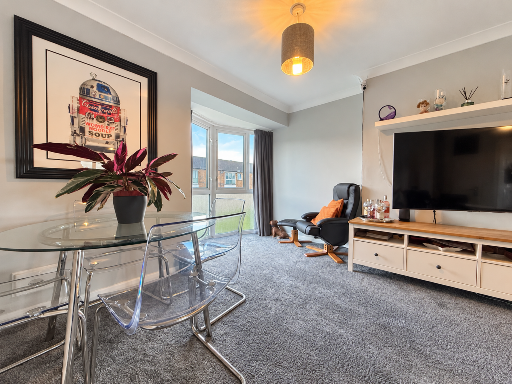 Apartment in Cwmdare, Aberdare West - View 5