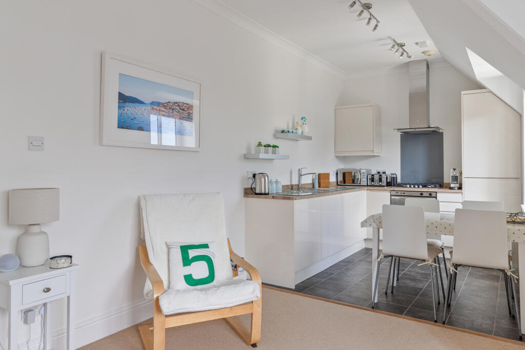 Eastone Grey, Allenhayes Road photo 4