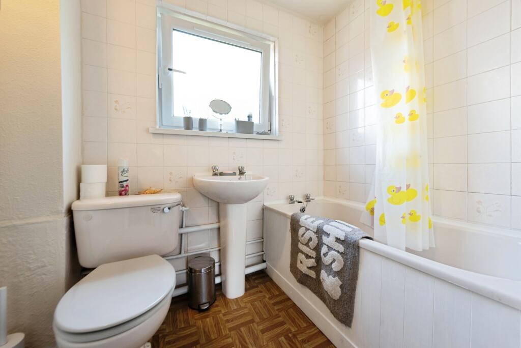 Ramillies House, Bishopsfield Road, Fareham, Hampshire, PO14 - More
