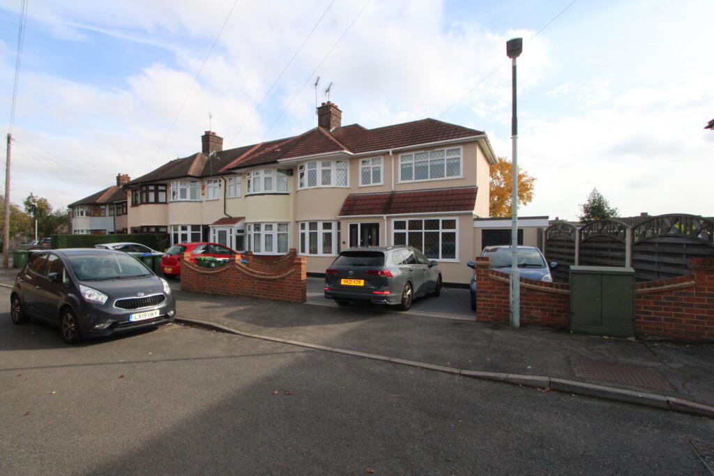 Main image of property: Brampton Road, Bexleyheath DA7 4HD