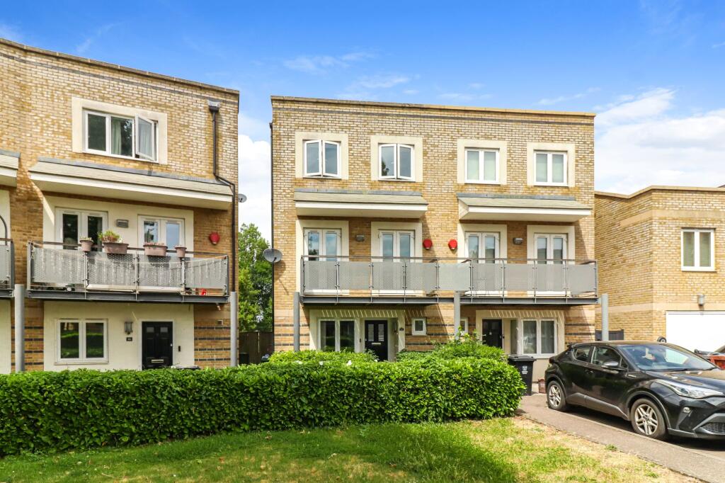 Main image of property: Malkin Way, Watford, WD18