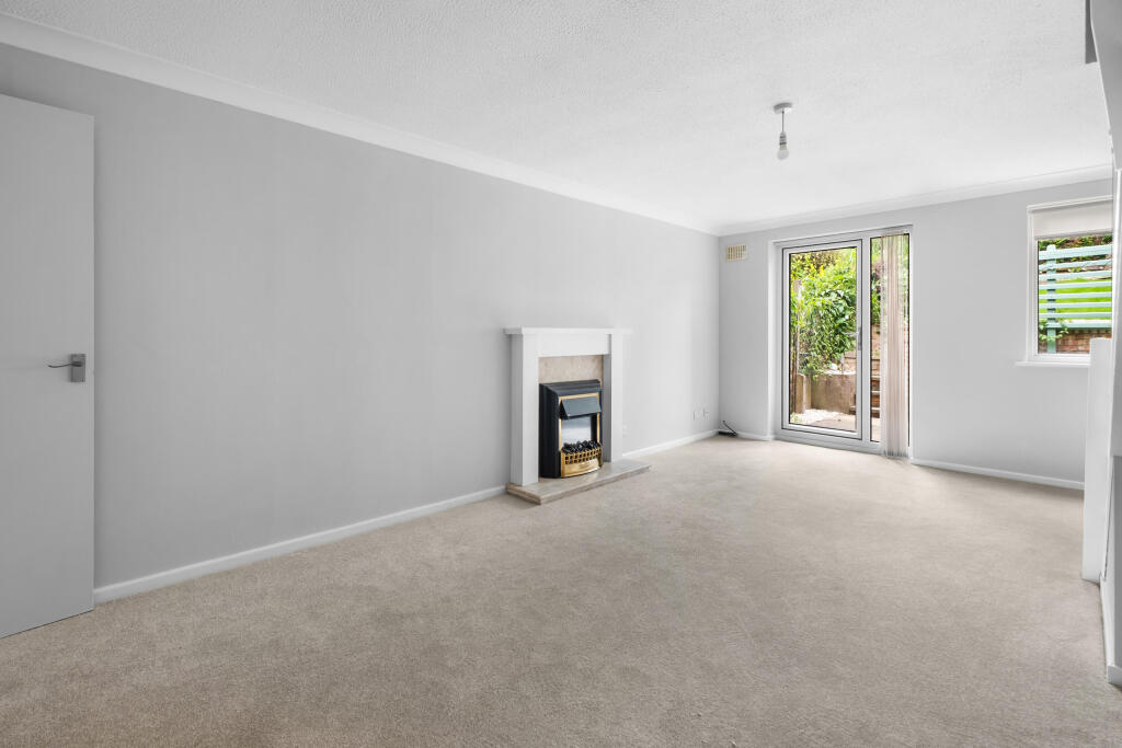 Hill Lane, Bromsgrove B60 photo 4